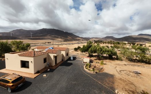 Fuerteventura – El Cardon – Traumhafte Pferdefinca – 2 Schlafzimmer – Pferdestallungen & Pferdekoppel – Meerblick