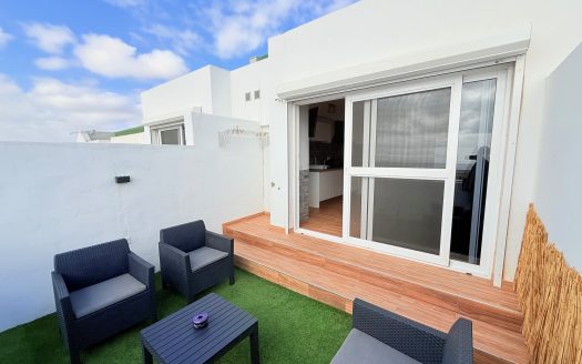 Fuerteventura – Caleta de Fuste – 2 schöne renovierte Apartments in einer Einheit mit Meerblick und Gemeinschaftspool