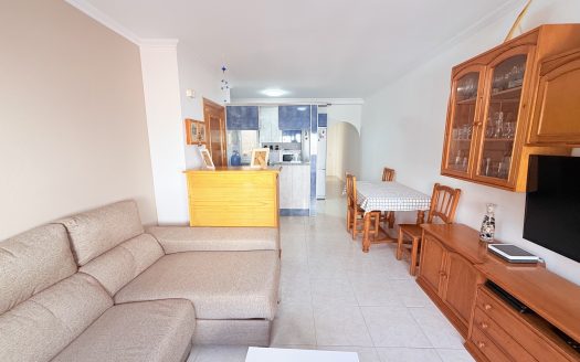 Fuerteventura – Gran Tarajal – Schöne Stadtwohnung mit 3 Schlafzimmern – Sehr zentral – mit kleinem Außenpatio und Hauswirtschaftsraum