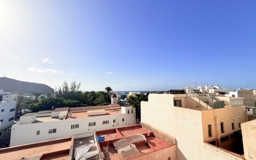 Fuerteventura – Gran Tarajal – Großzügiges Stadtapartment mit 3 Schlafzimmern über den Dächern von Gran Tarajal mit Meerblick – Balkon