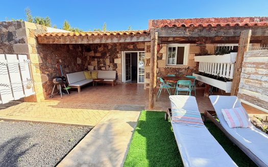 Fuerteventura – La Pared – Traumhafter Heller Reihenbungalow mit 2 Schlafzimmern – Toll angelegter Garten