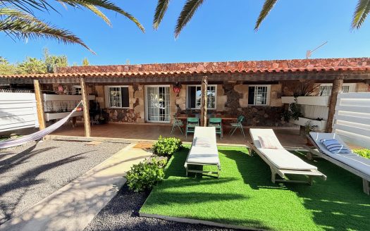 Fuerteventura – La Pared – Schöner Reihenbungalow mit 3 Schlafzimmern und großer Sonnenterrasse – Toller Garten